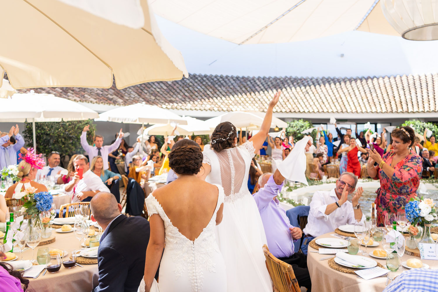 Entrada de celebración de una boda en Alcaidesa Eventos
