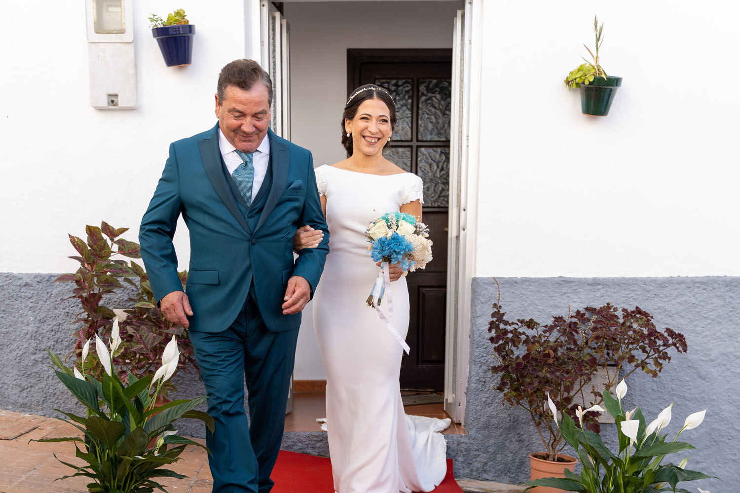 Fotógrafo de bodas captura a novia con su padre en Málaga
