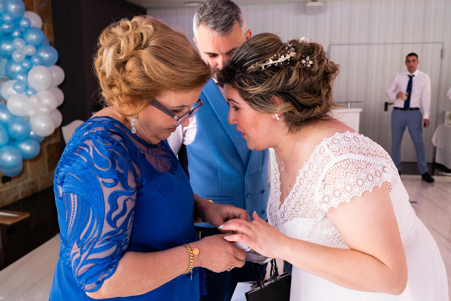 Regalo para madre en una boda en Málaga
