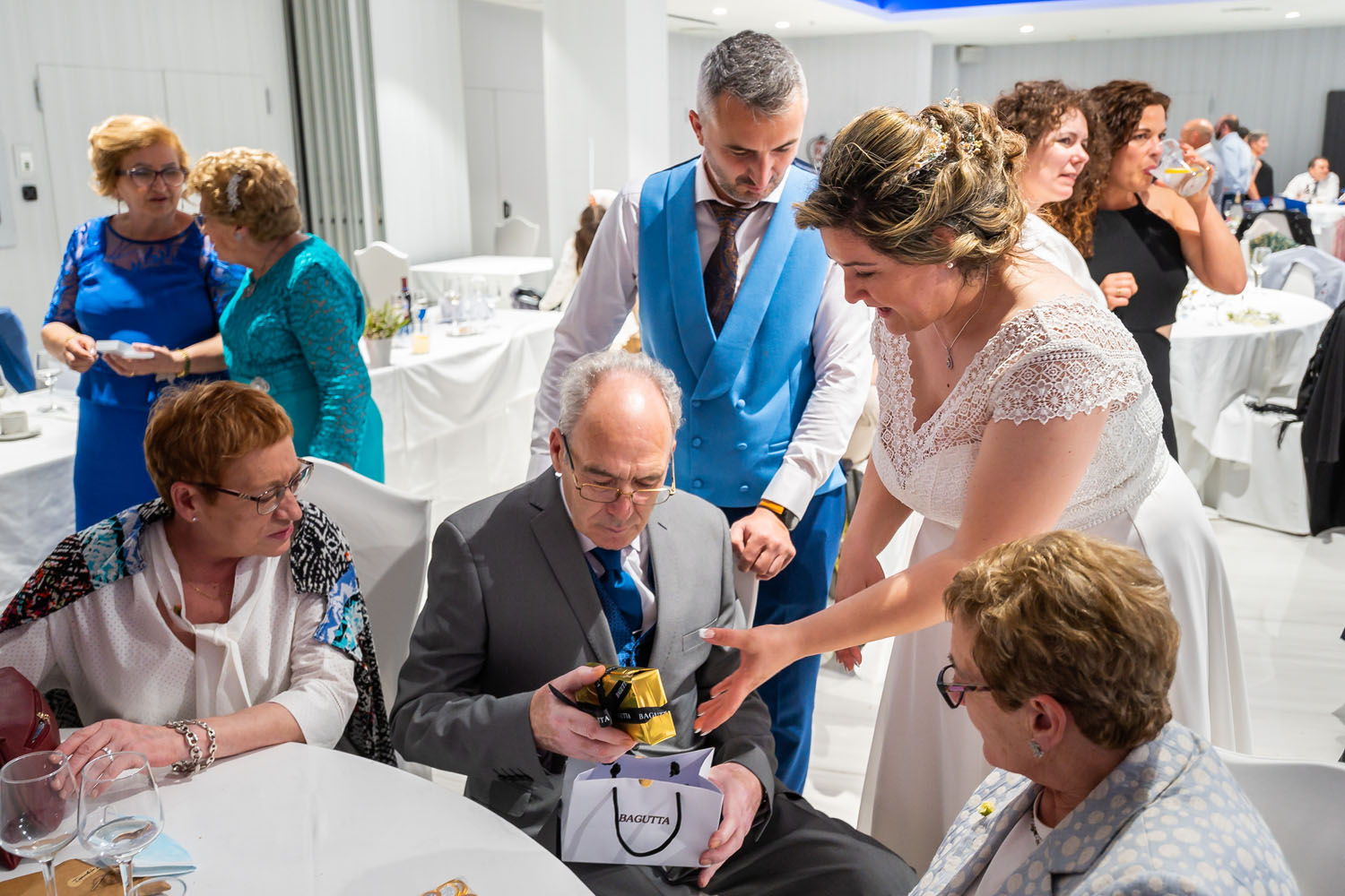 Regalo para padre en una boda en Estepona, Málaga
