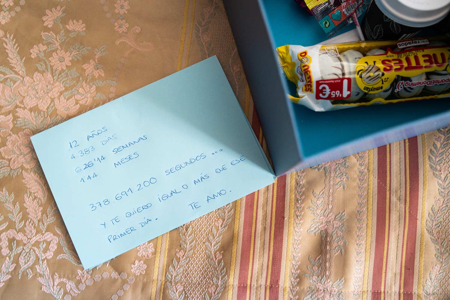Regalo sorpresa de boda, una carta con una nota dentro