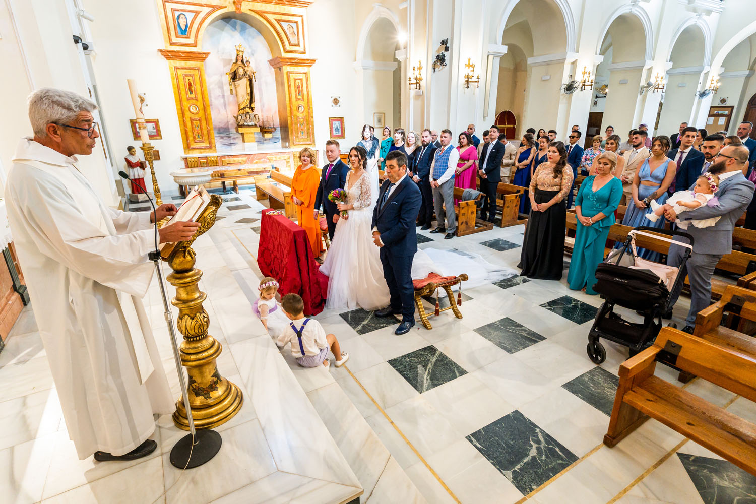 Ceremonia de boda en Iglesia de los Remedios, Estepona