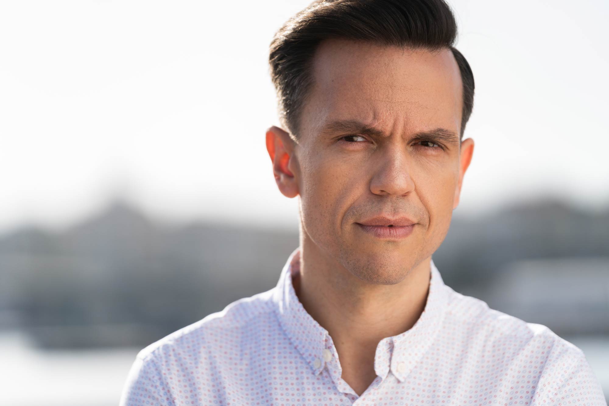 Headshot corporativo de hombre